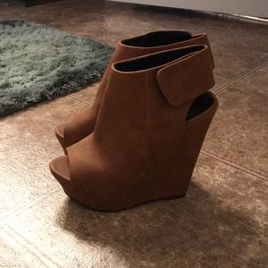 Wedge Heels